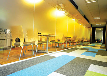 Advice choose Office carpet tiles coloured offices